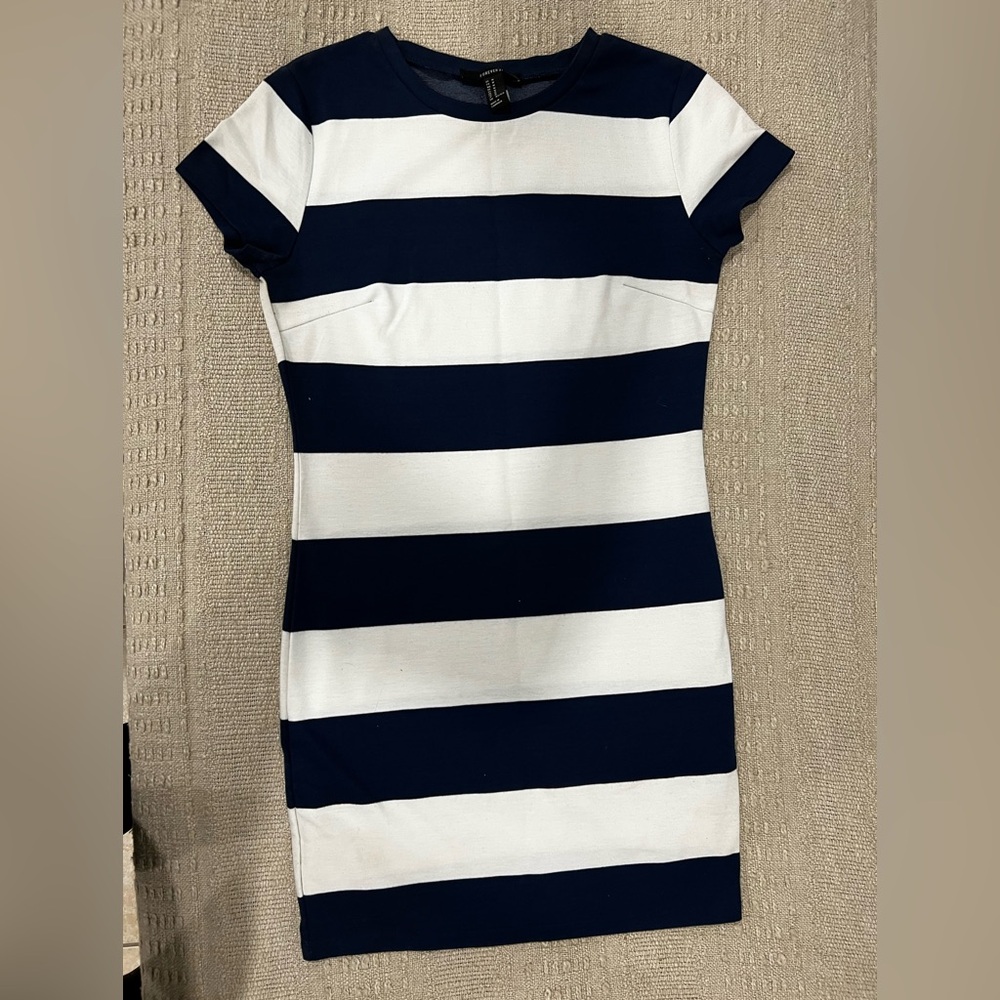 Forever 21 Blue and White Cuffed Sleeve Bodycon Dress